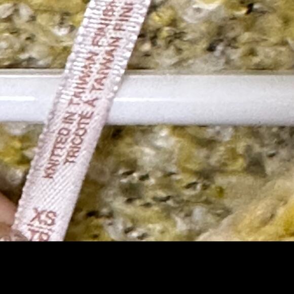 Free People BFF Cowl Neck Yellow Oversized Knit Pullover Sweater Size XS - Picture 4 of 7